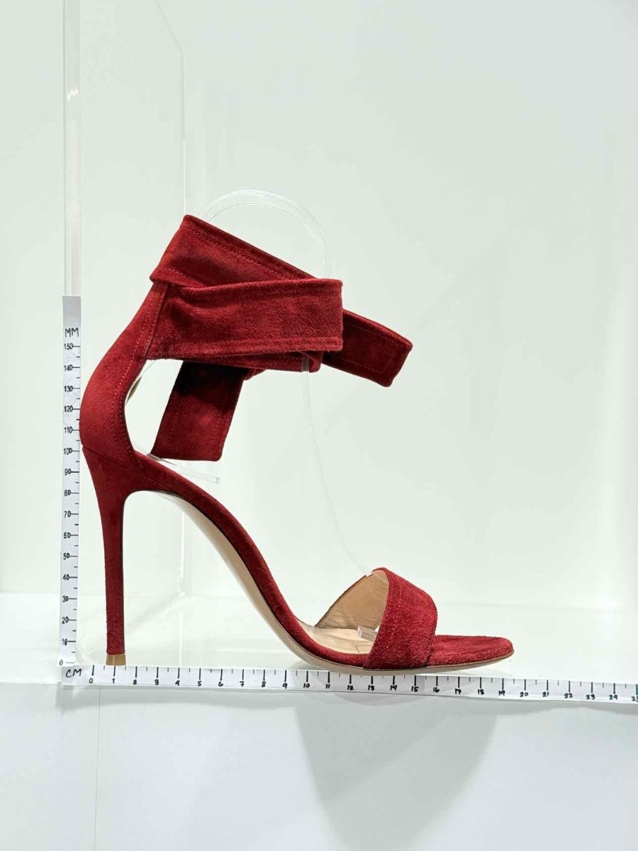 Pre - loved GIANVITO ROSSI Red Size EU 37.5 Heeled Shoes at Reems Closet