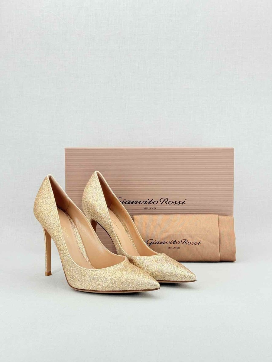 Pre - loved GIANVITO ROSSI Starlight Gold Size EU 38 Pumps at Reems Closet