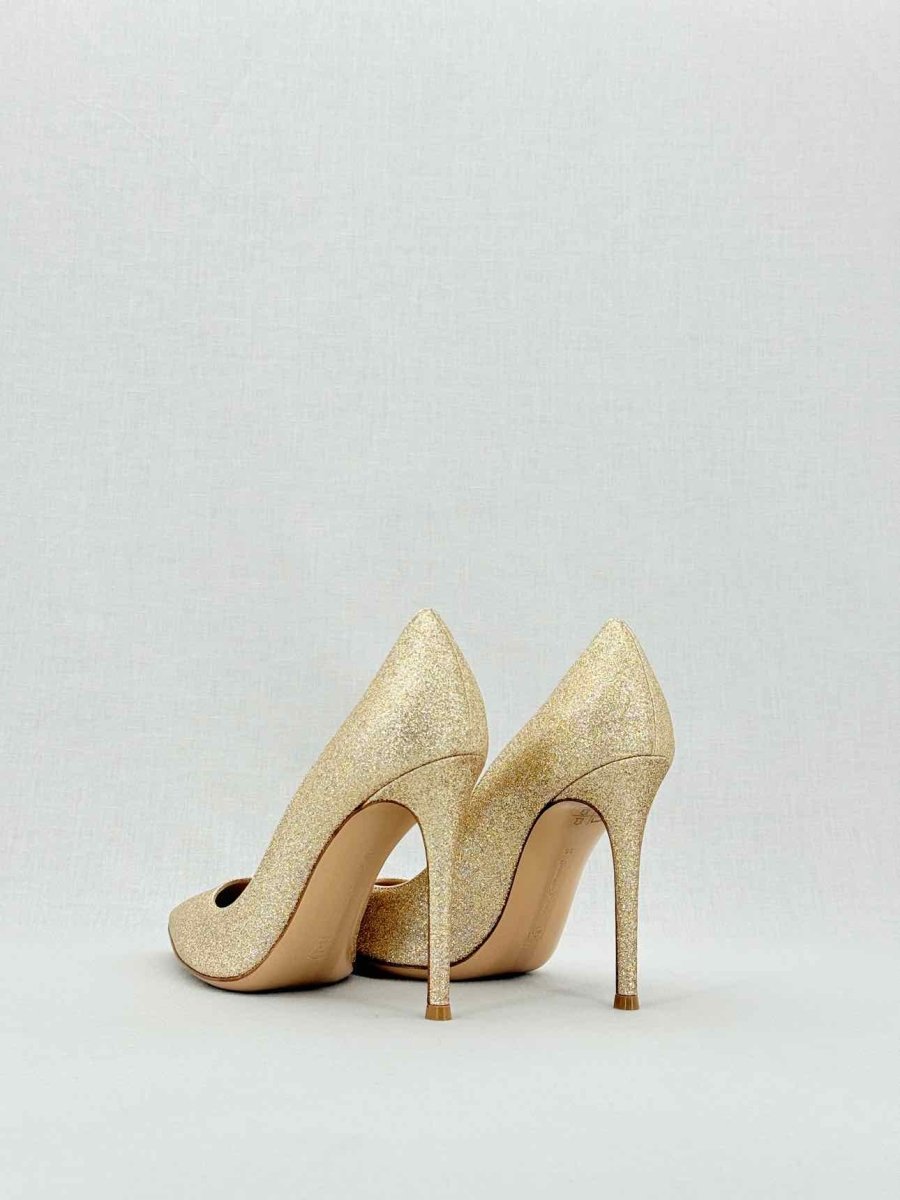 Pre - loved GIANVITO ROSSI Starlight Gold Size EU 38 Pumps at Reems Closet