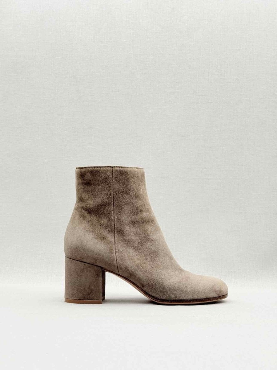 Pre - loved GIANVITO ROSSI Taupe Size EU 36 Ankle Boots at Reems Closet