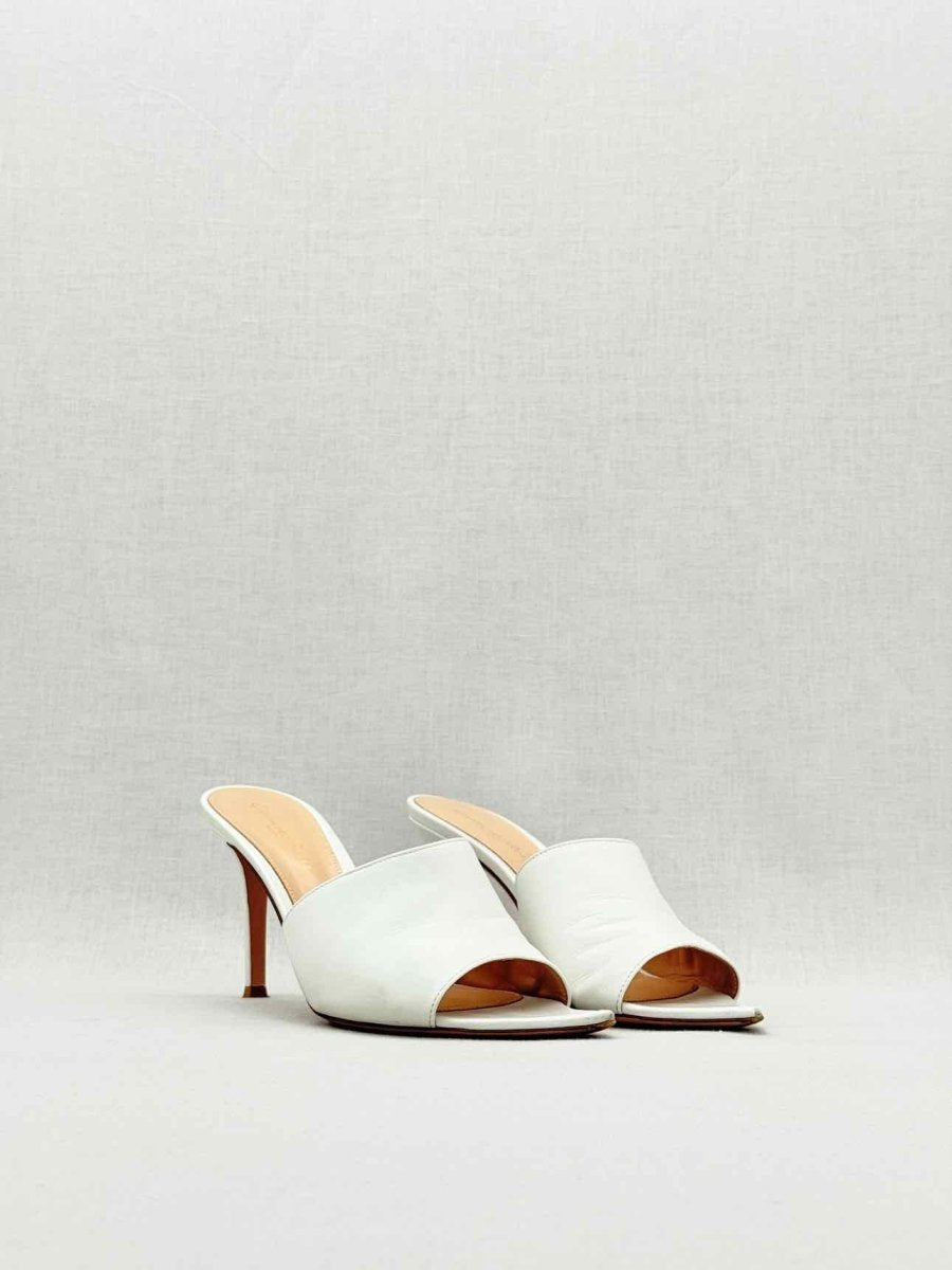 Pre - loved GIANVITO ROSSI White Size EU 38.5 Heeled Sandals at Reems Closet