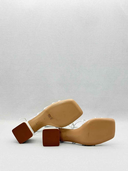 Pre-loved GIANVITO ROSSI White Size EU 40.5 Heeled Sandals at Reems Closet