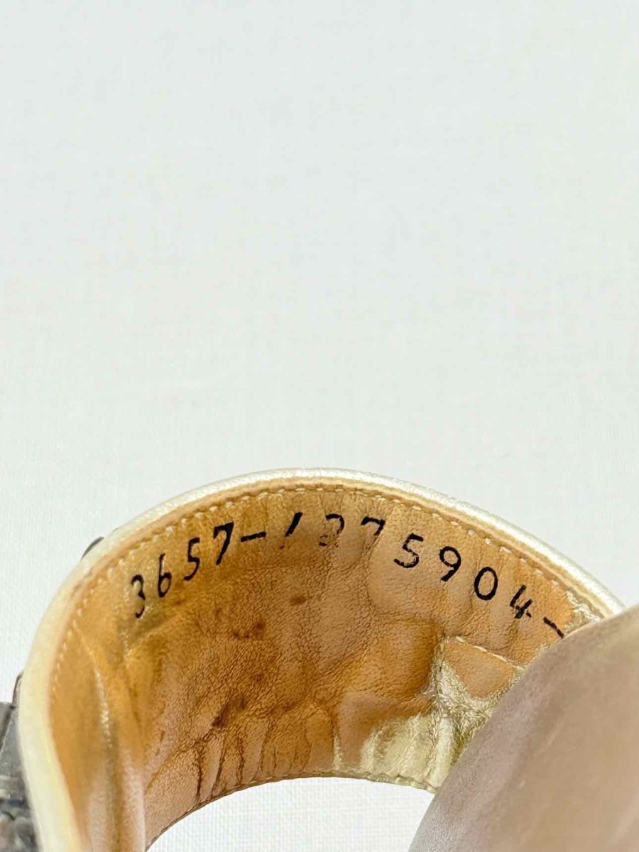 Pre - loved GINA Beige Size EU 38 Slides at Reems Closet