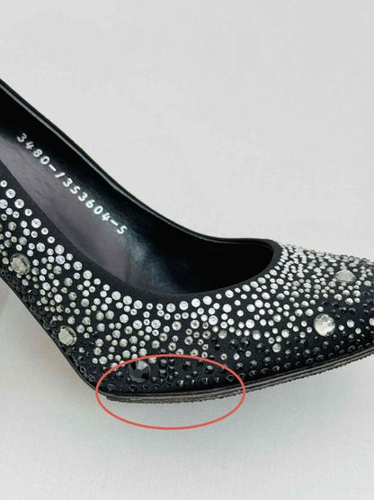 Pre-loved GINA Black Size EU 38 Pumps at Reems Closet