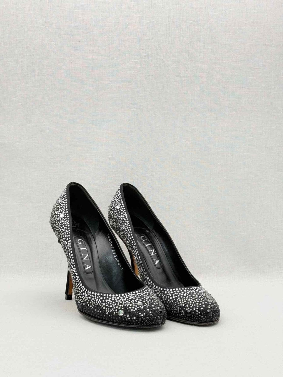 Pre-loved GINA Black Size EU 38 Pumps at Reems Closet
