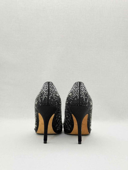 Pre-loved GINA Black Size EU 38 Pumps at Reems Closet