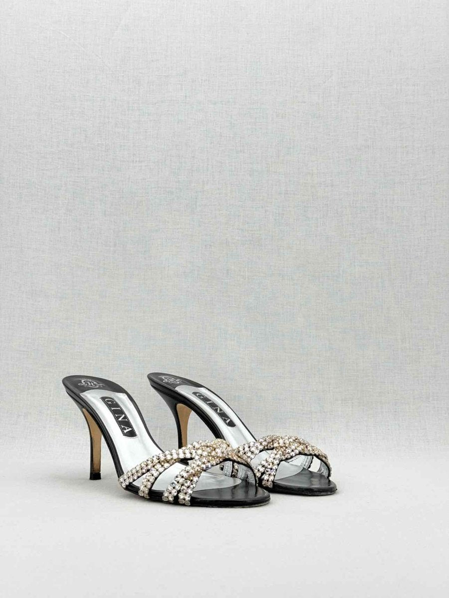 Pre - loved GINA Black Size EU 39 Mules at Reems Closet