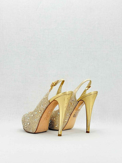 Pre - loved GINA Gold Size EU 39 Pumps at Reems Closet