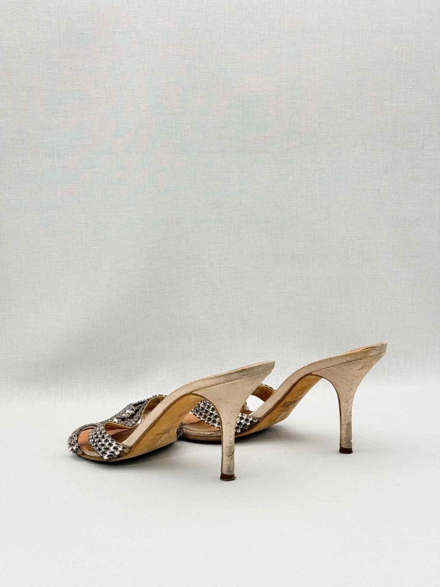 Pre-loved GINA Peach Size EU 39.5 Mules at Reems Closet