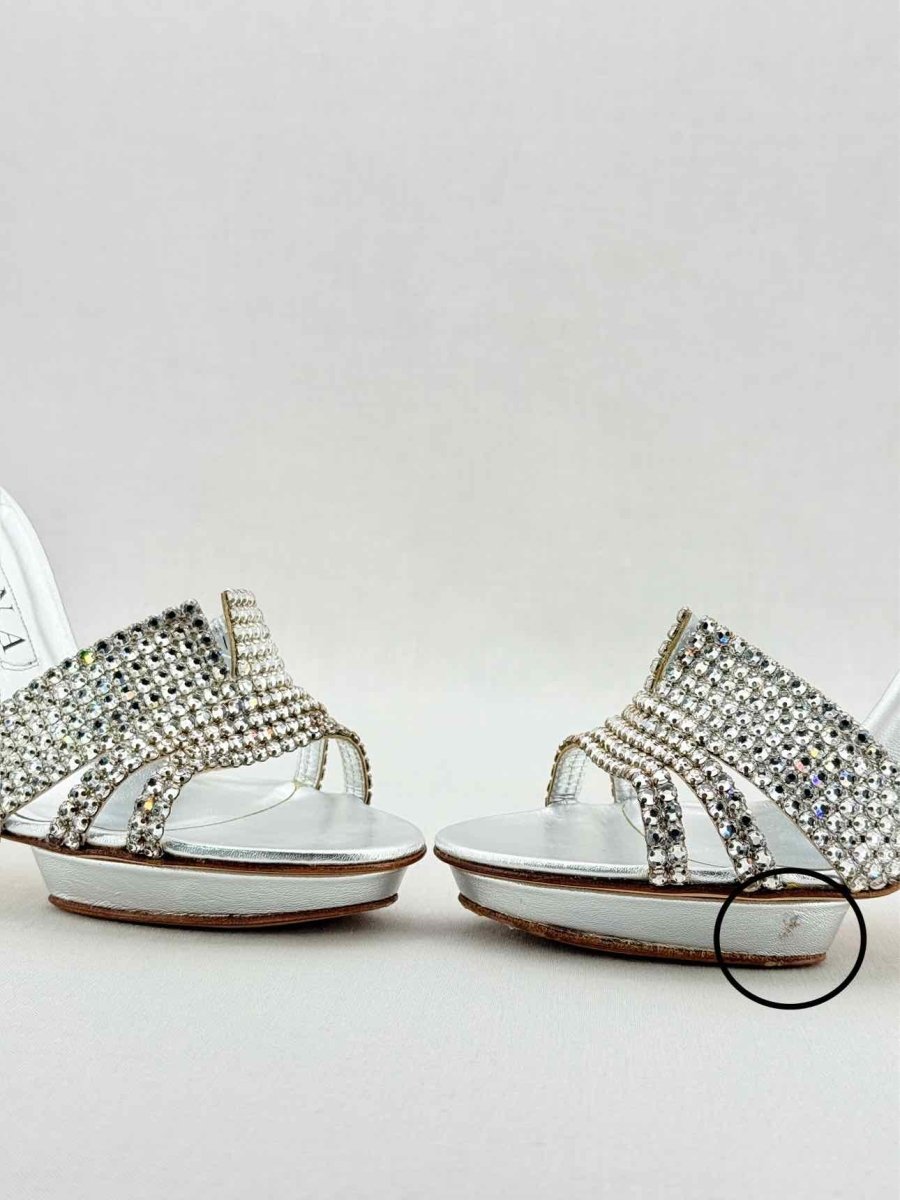Pre - loved GINA Silver Size EU 39 Mules at Reems Closet
