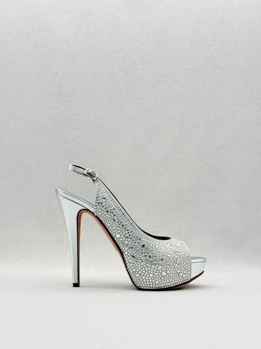 Pre-loved GINA Silver Size EU 40 Slingbacks at Reems Closet