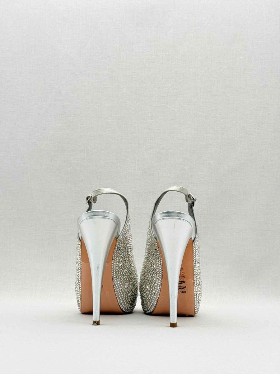 Pre-loved GINA Silver Size EU 40 Slingbacks at Reems Closet