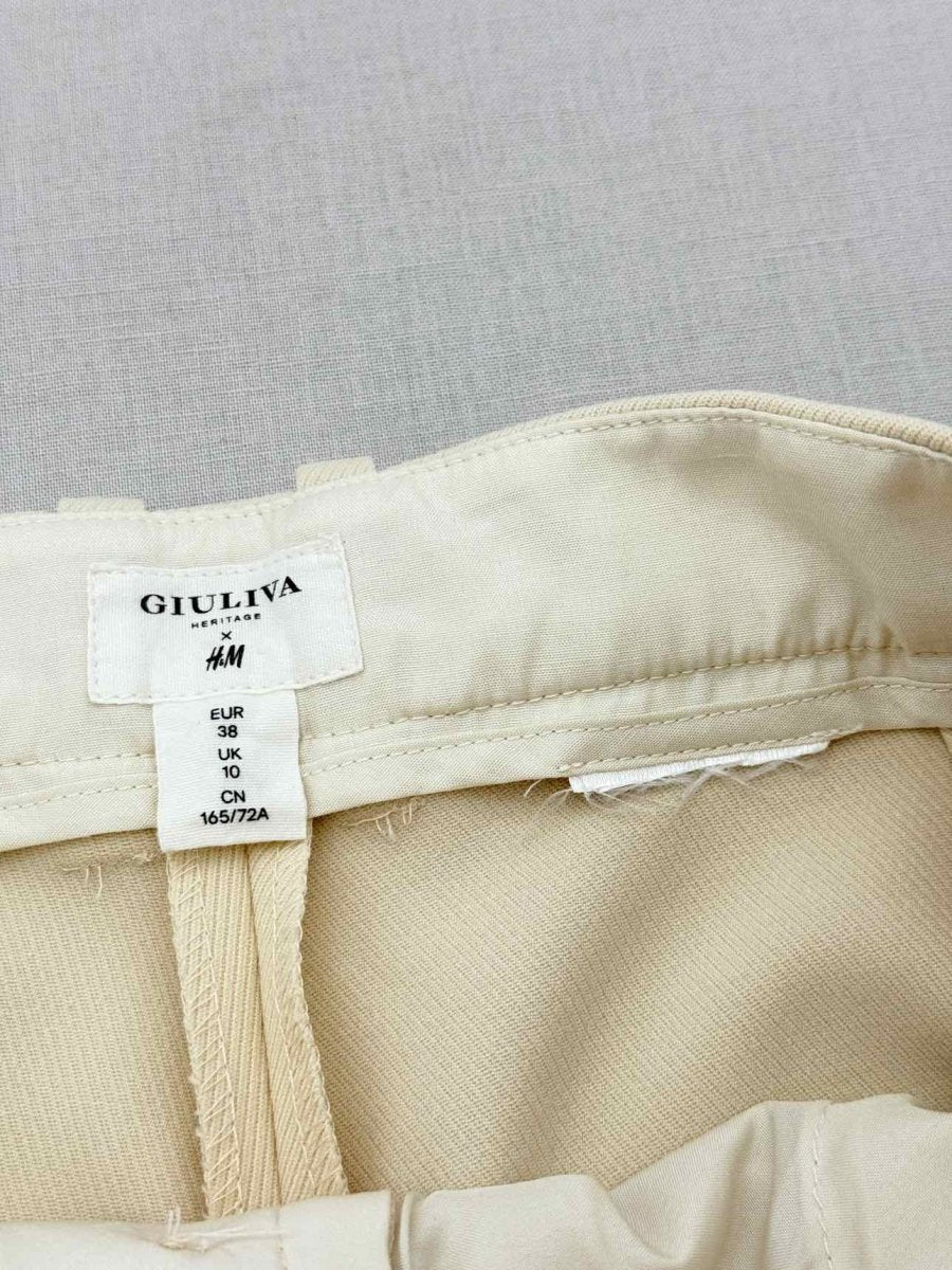 Pre - loved GIULIVA Beige Size Small Jacket & Pants Outfit at Reems Closet
