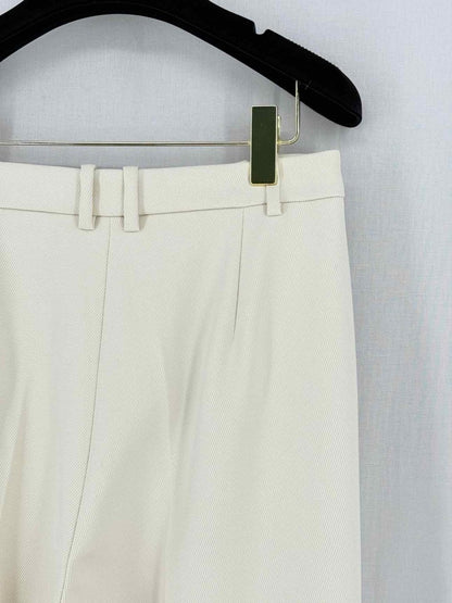 Pre - loved GIULIVA Beige Size Small Jacket & Pants Outfit at Reems Closet