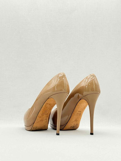 Pre - loved GIUSEPPE ZANOTTI Beige Oblique Size EU 39.5 Pumps at Reems Closet