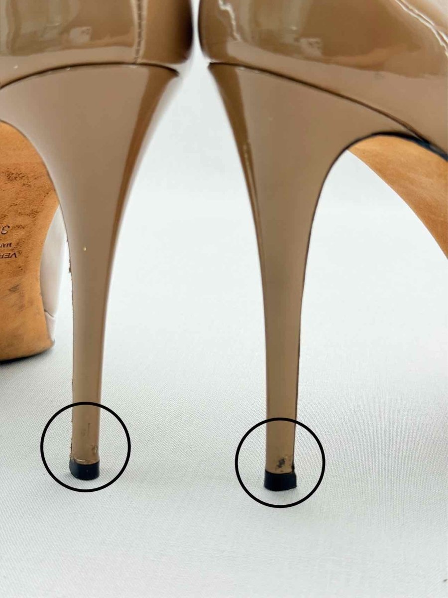 Pre - loved GIUSEPPE ZANOTTI Beige Oblique Size EU 39.5 Pumps at Reems Closet