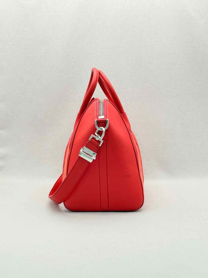 Pre-loved GIVENCHY Antigona Red Quilted Satchel at Reems Closet