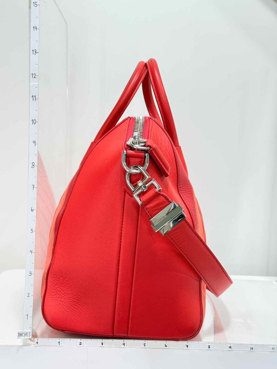 Pre-loved GIVENCHY Antigona Red Quilted Satchel at Reems Closet