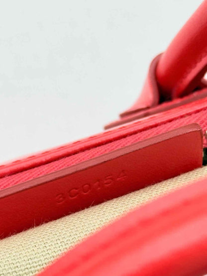 Pre-loved GIVENCHY Antigona Red Top Handle at Reems Closet
