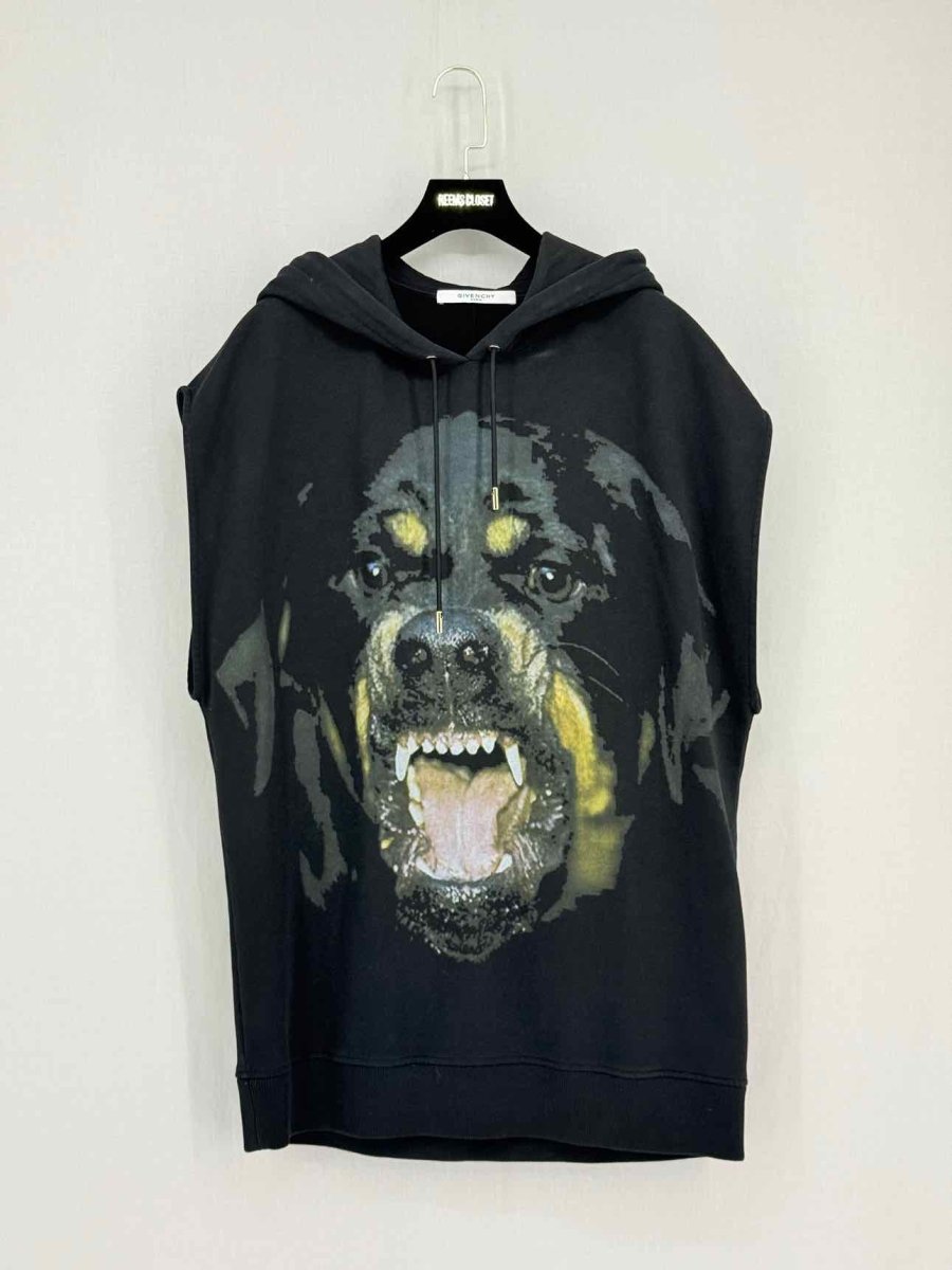 Pre - loved GIVENCHY Black Size Small Sweatshirt at Reems Closet
