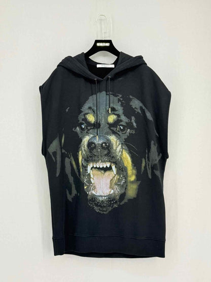 Pre - loved GIVENCHY Black Size Small Sweatshirt at Reems Closet