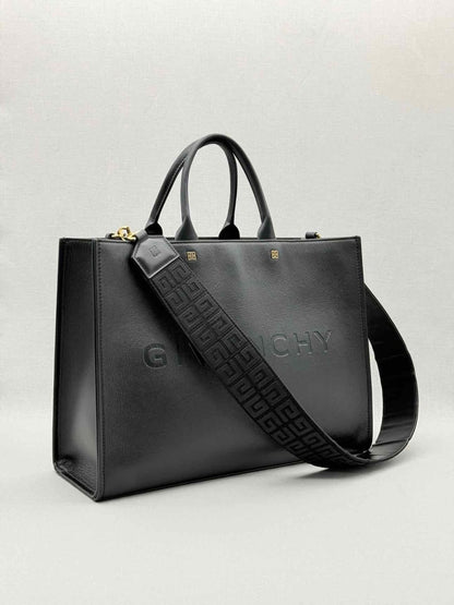 Pre - loved GIVENCHY G - Tote Black Tote Bag at Reems Closet