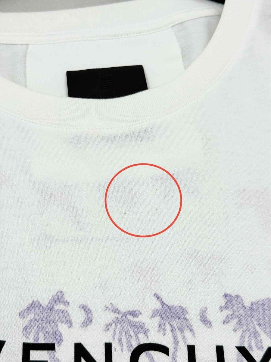 Pre - loved GIVENCHY White Logo Print Size XLarge T-shirt at Reems Closet
