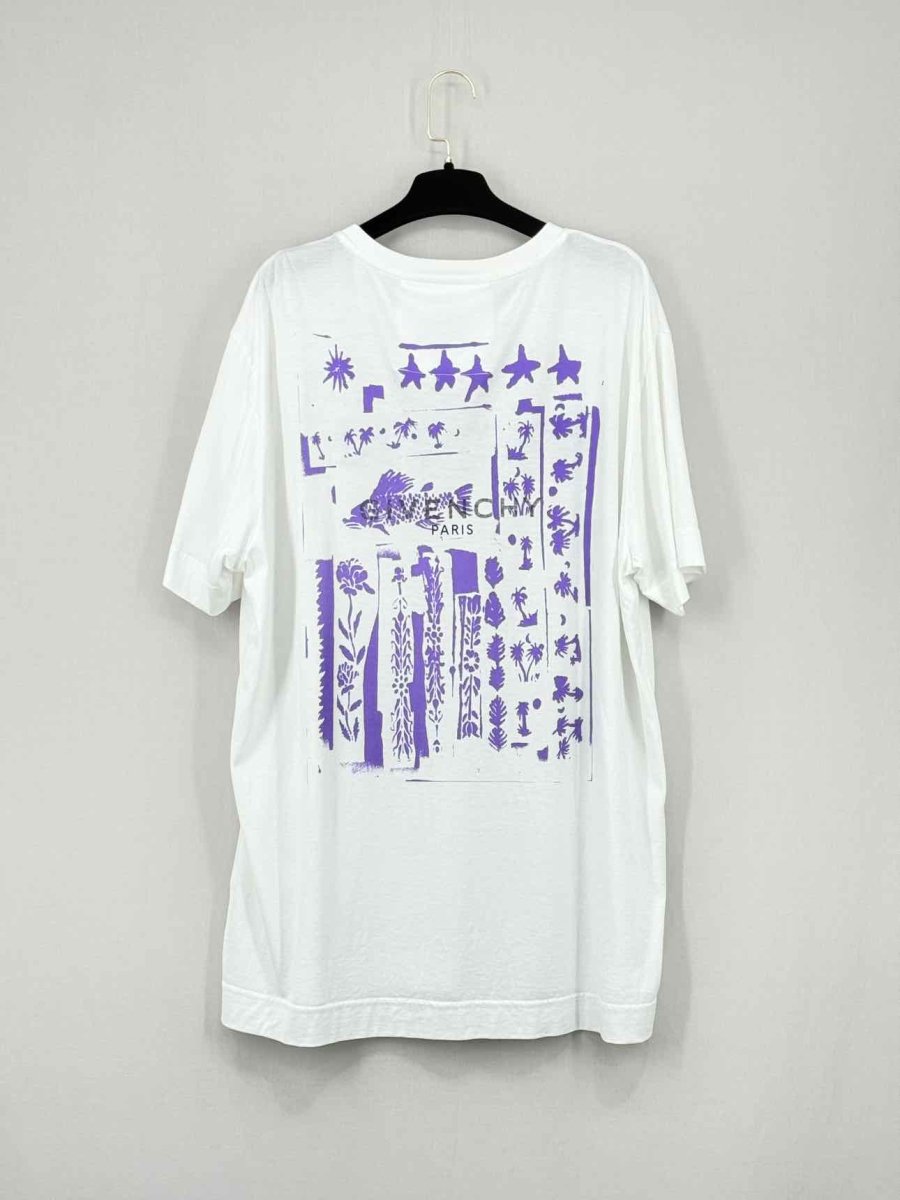 Pre - loved GIVENCHY White Logo Print Size XLarge T-shirt at Reems Closet