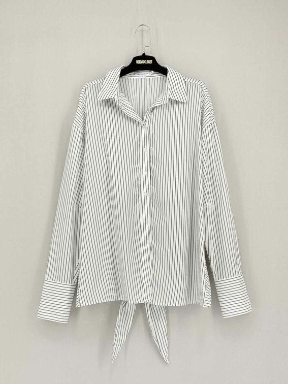 Pre-loved GOOD AMERICAN White & Black Striped Size Large Shirt at Reems Closet