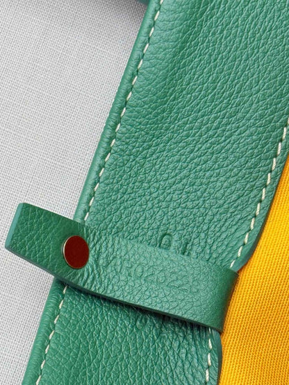 Pre-loved GOYARD Voltaire Green Goyardine Chevron Tote Bag at Reems Closet