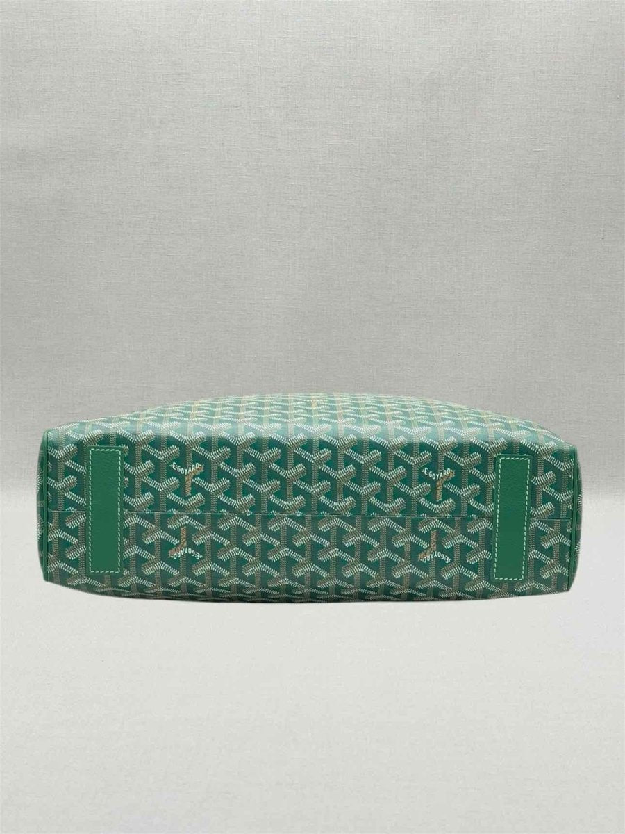 Pre-loved GOYARD Voltaire Green Goyardine Chevron Tote Bag at Reems Closet