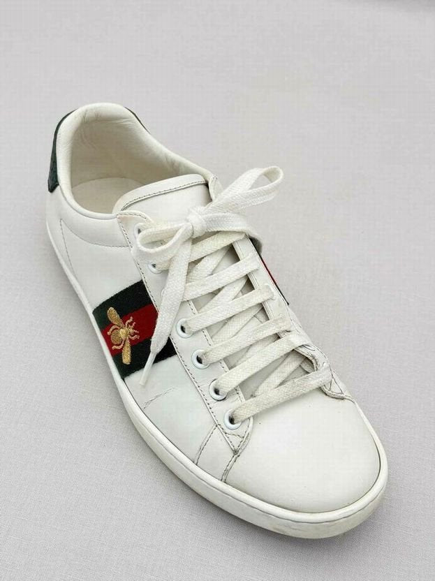 Pre-loved GUCCI Ace Bee White Size EU 38 Sneakers at Reems Closet