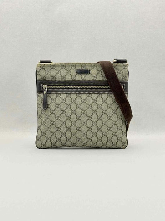 Pre-loved GUCCI Beige & Brown GG Supreme Messenger at Reems Closet