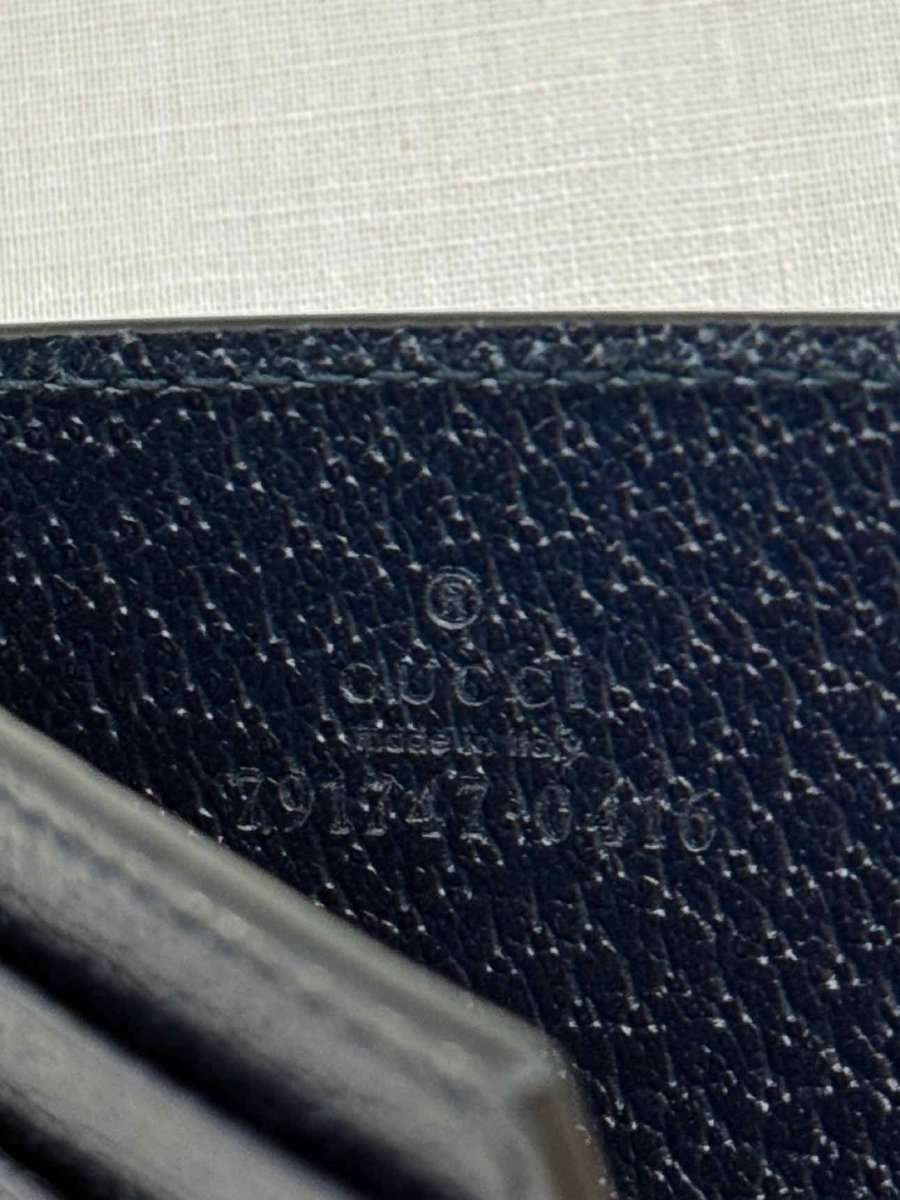 Pre-loved GUCCI Black & Blue GG Card Case at Reems Closet