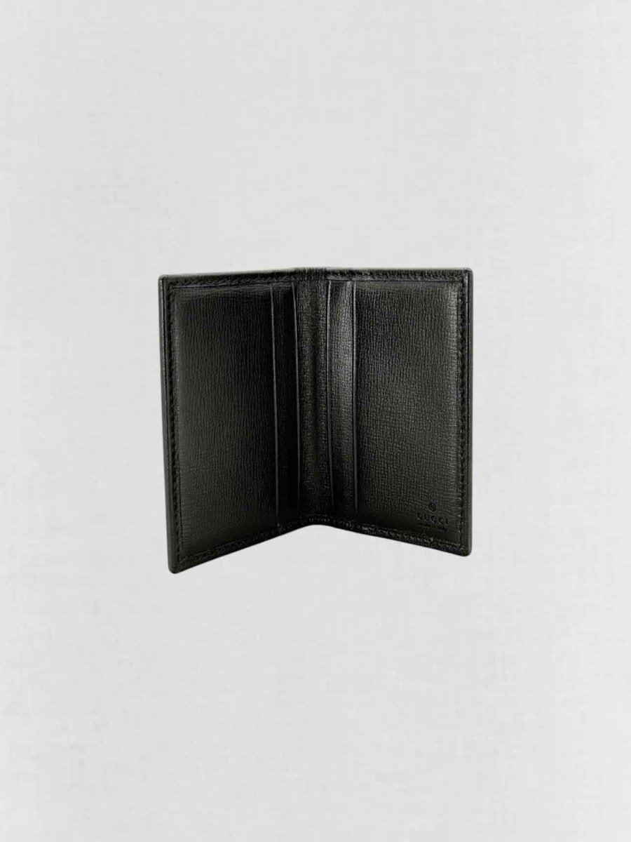 Pre - loved GUCCI Black Card Holder at Reems Closet