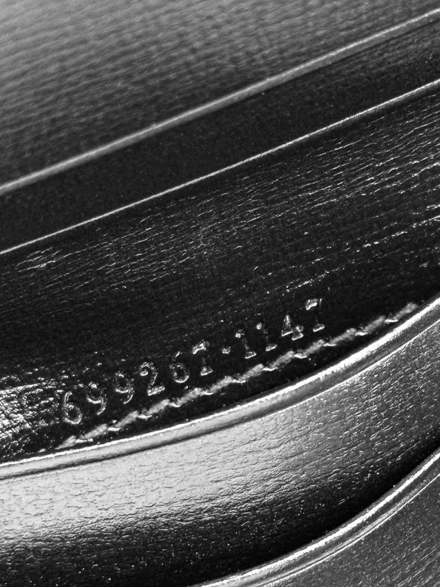 Pre - loved GUCCI Black Card Holder at Reems Closet