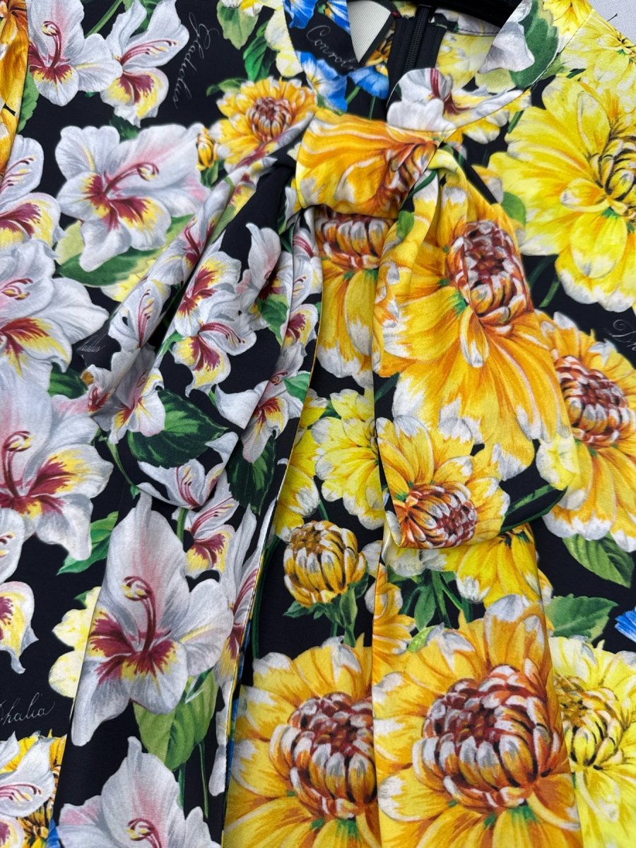 Pre - loved GUCCI Black Multicolor Size US 6 Knee Length Dress at Reems Closet