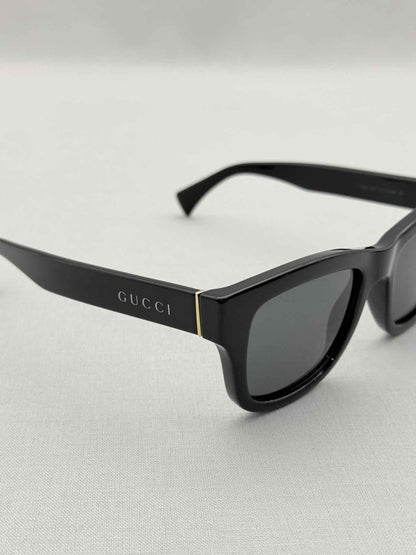 Pre-loved GUCCI Black Sunglasses at Reems Closet