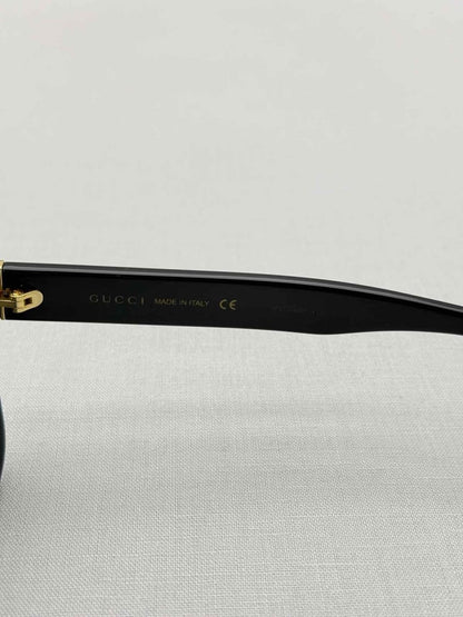 Pre-loved GUCCI Black Sunglasses at Reems Closet