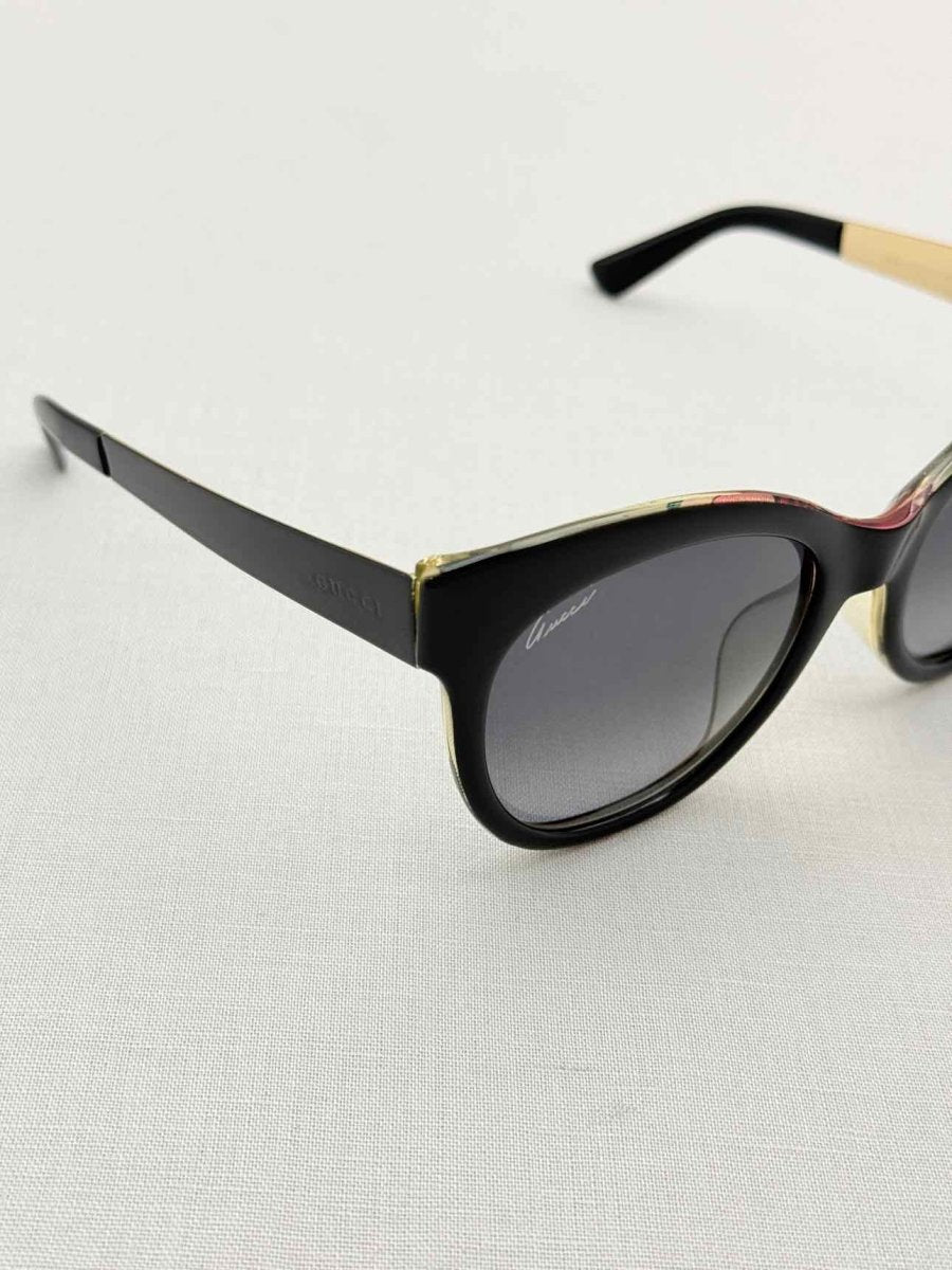 Pre-loved GUCCI Black Sunglasses at Reems Closet