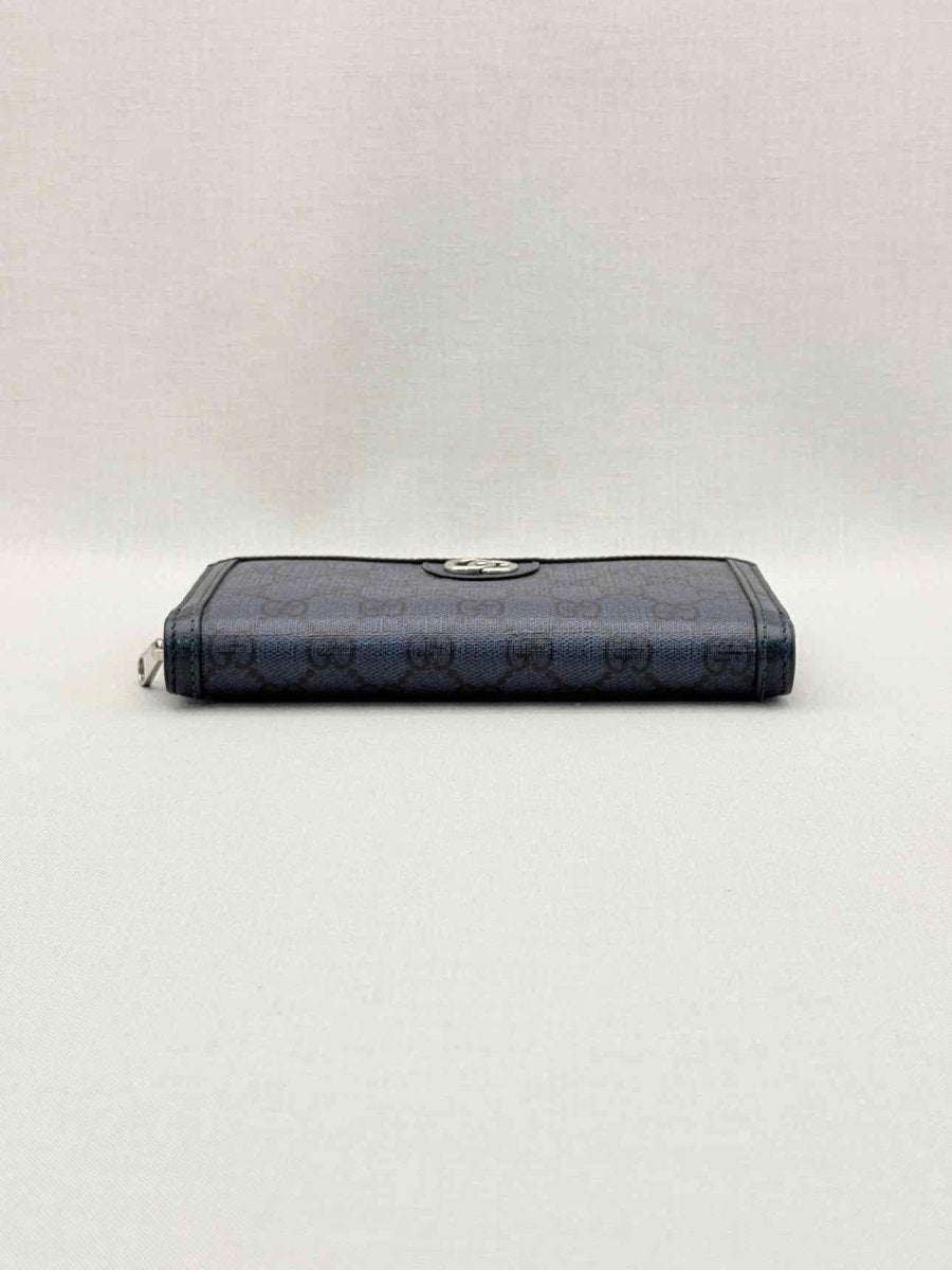 Pre-loved GUCCI Blue & Black GG Supreme Continental Wallet at Reems Closet
