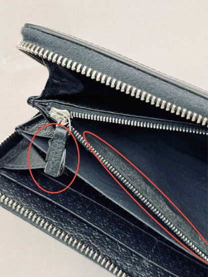 Pre-loved GUCCI Blue & Black GG Supreme Continental Wallet at Reems Closet