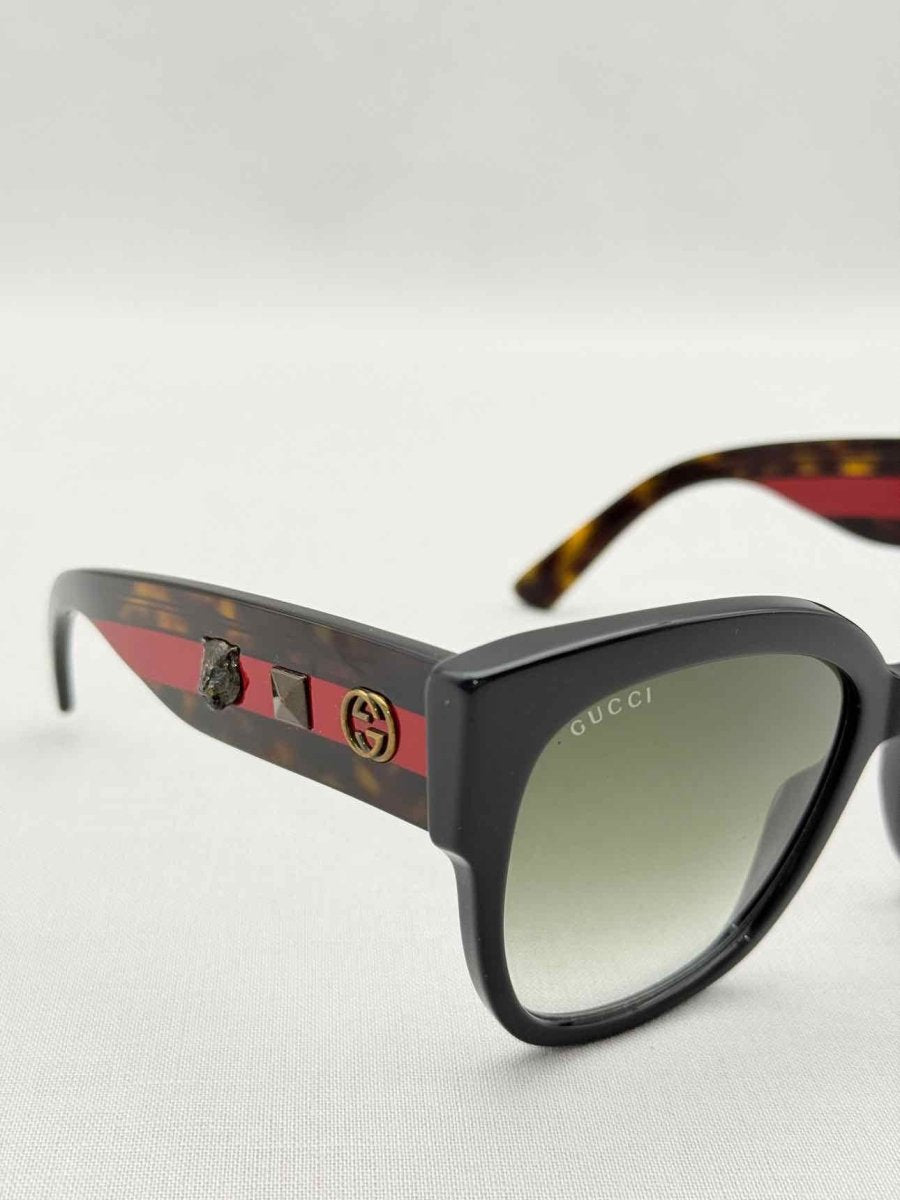 Pre-loved GUCCI Brown Logo Stud Sunglasses at Reems Closet