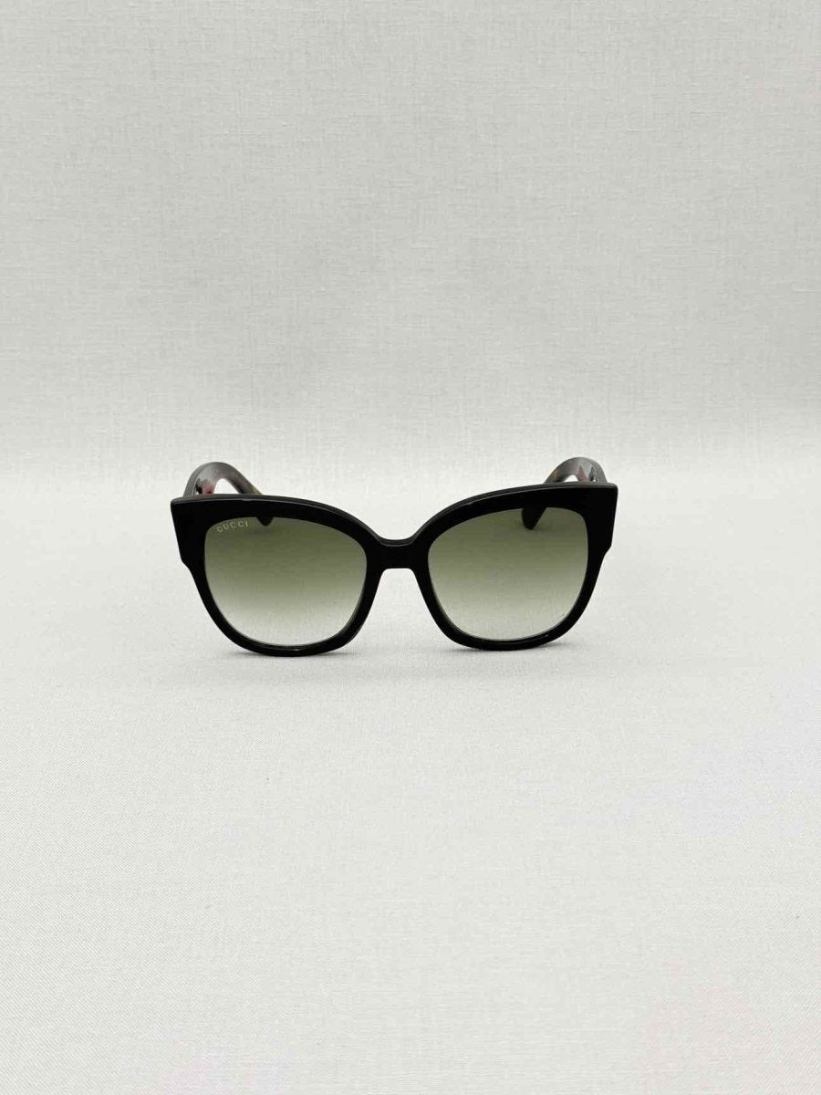 Pre-loved GUCCI Brown Logo Stud Sunglasses at Reems Closet