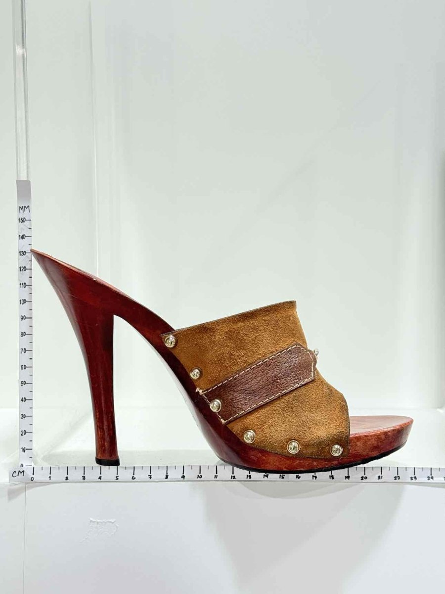 Pre - loved GUCCI Brown Size EU 40.5 Heeled Sandals at Reems Closet