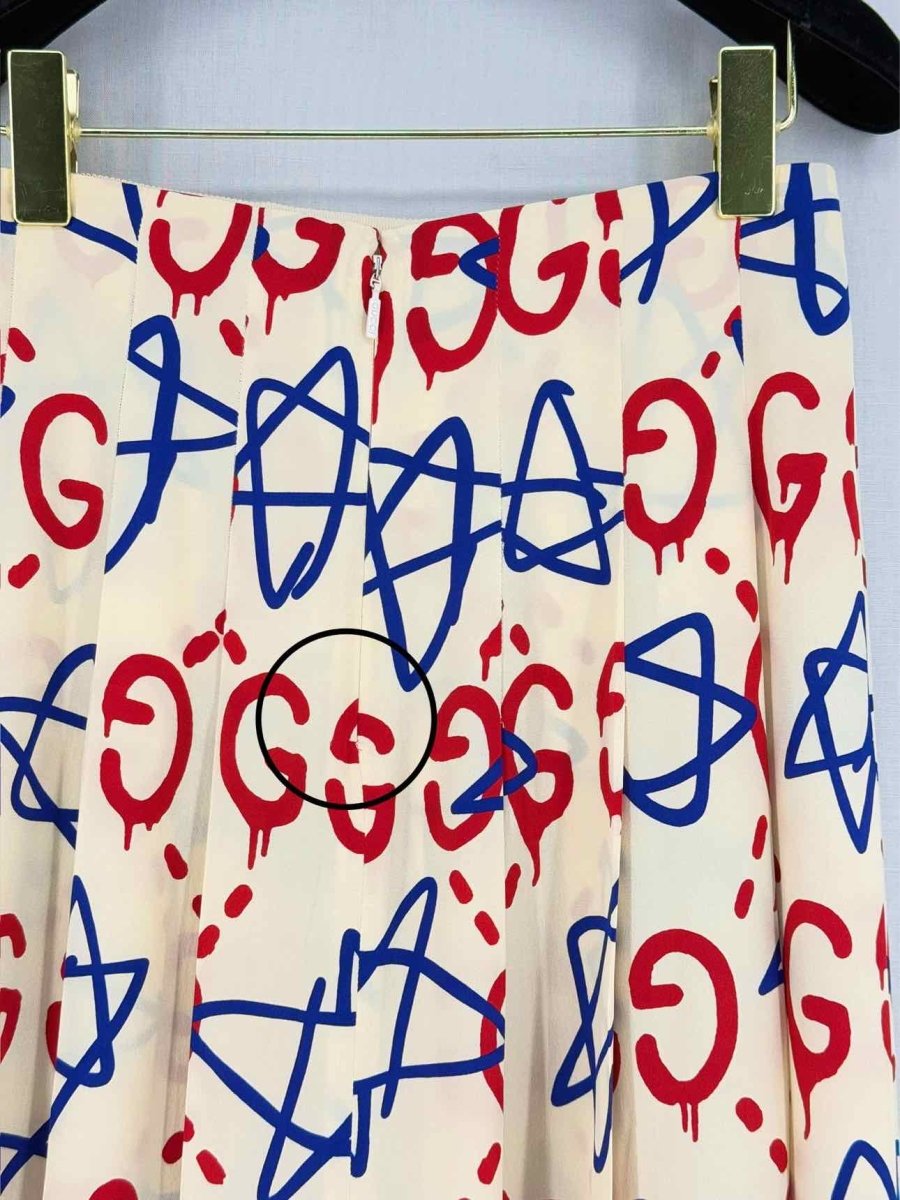 Pre - loved GUCCI Cream Multicolor Printed Size US 2 Outfit Set at Reems Closet