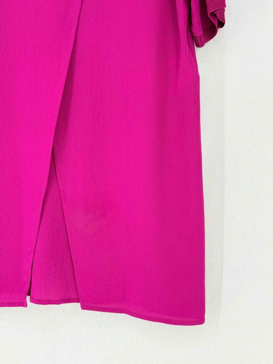 Pre - loved GUCCI Fuchsia Size US 2 T-shirt at Reems Closet