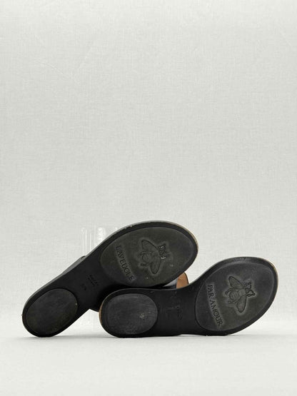 Pre - loved GUCCI GG Black Size EU 37.5 Flats at Reems Closet