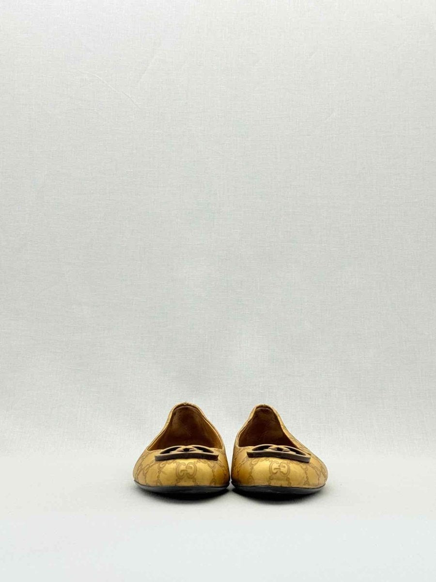 Pre - loved GUCCI Gold GG Logo Size EU 37.5 Ballet Flats at Reems Closet