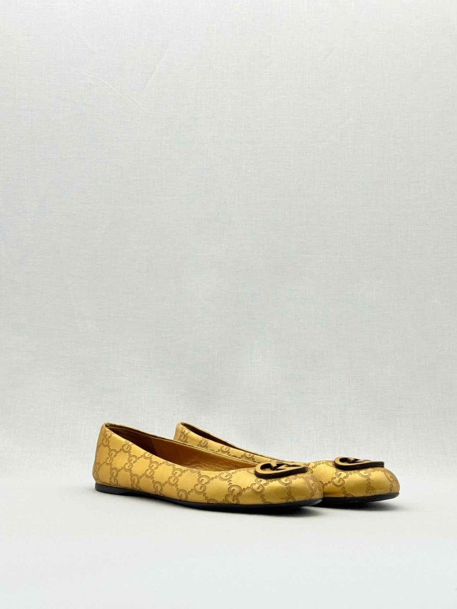 Pre - loved GUCCI Gold GG Logo Size EU 37.5 Ballet Flats at Reems Closet